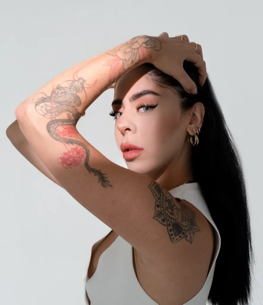 DJ Feeona.........webp