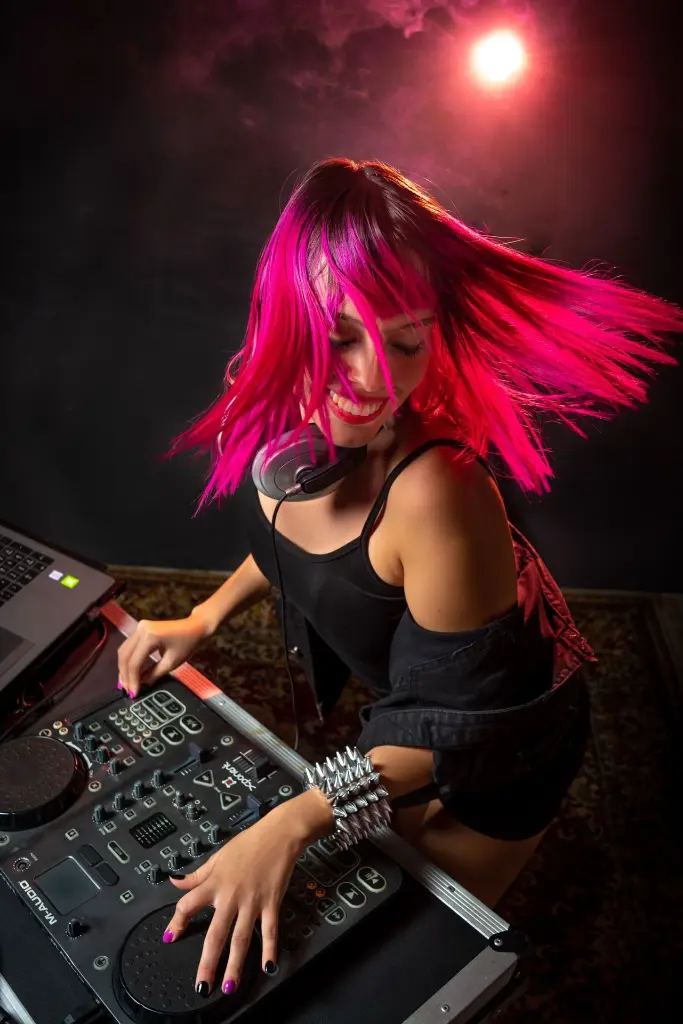 DJ Valentina....webp