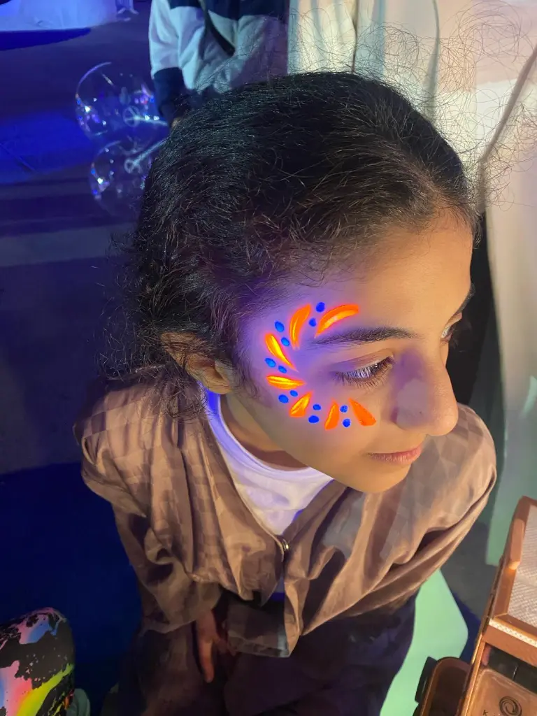 UV Facepaint........webp
