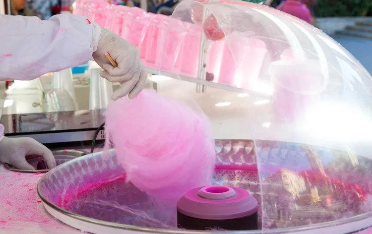 Cotton_Candy_Making_1200x1200.webp