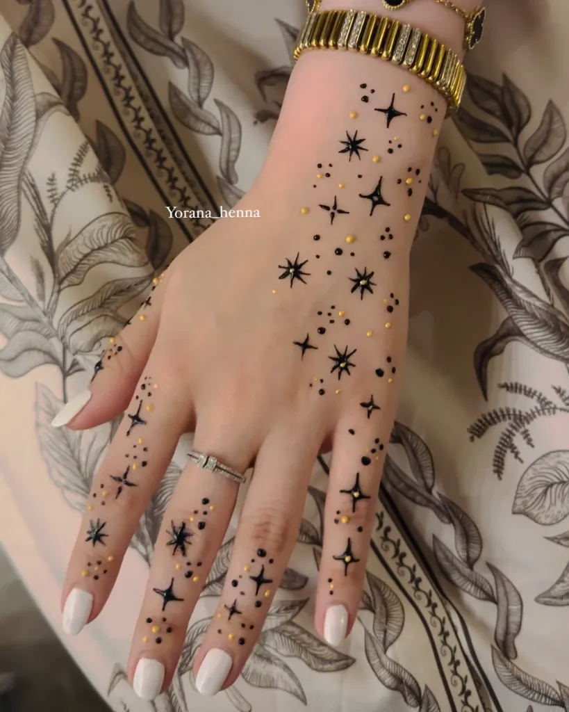 Henna1.webp