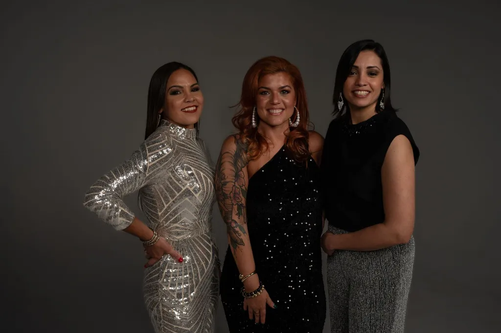 Trio Gala 1.webp