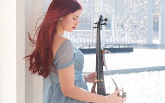 Maria – Violinist