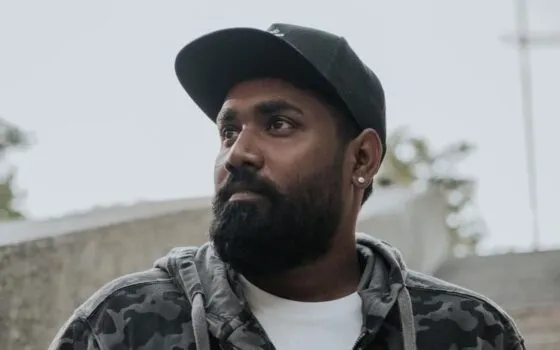 Hima – Handpan player