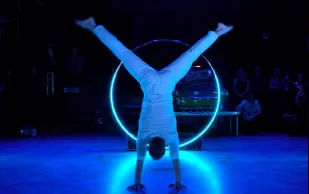 LED Cyr Wheel