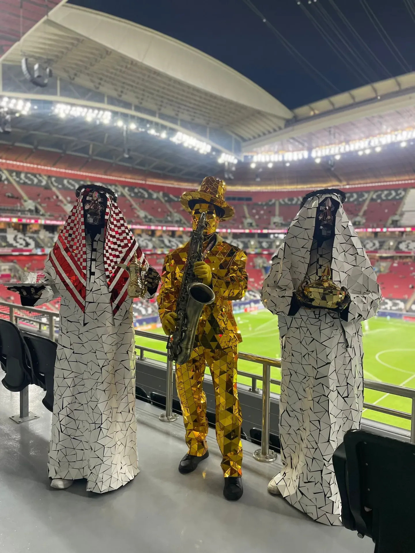 Mirror Coffee and Dates 