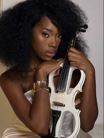 Kala - Violinist