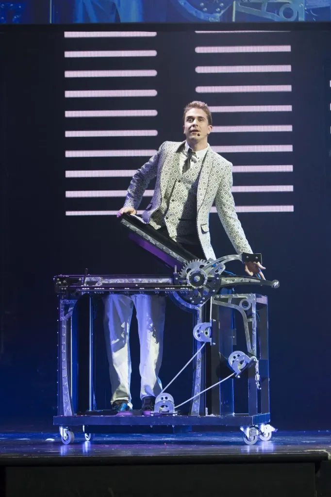 Illusion Mentalism Show
