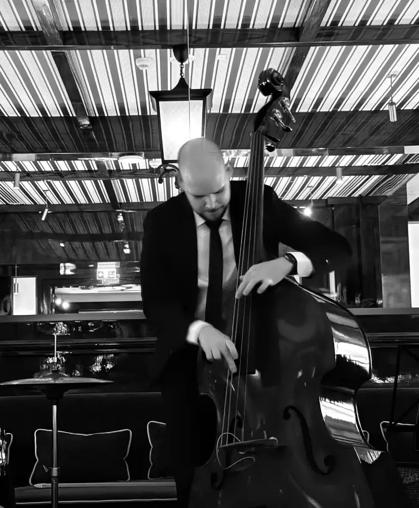 Harold - Bass Player